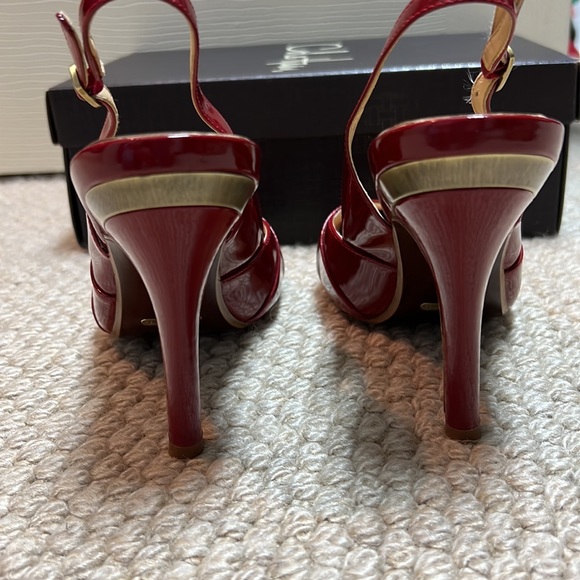 Cole Haan Aurora Air.Sling Peep Toe Shoes In Claret Patent Leather Size 8.5 - Picture 4 of 8